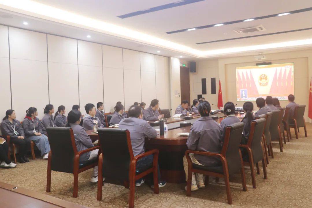 20240306-2-Z6尊龙凯时循环组织收看第十四届全国人民代表大会第二次会议开幕会.jpg